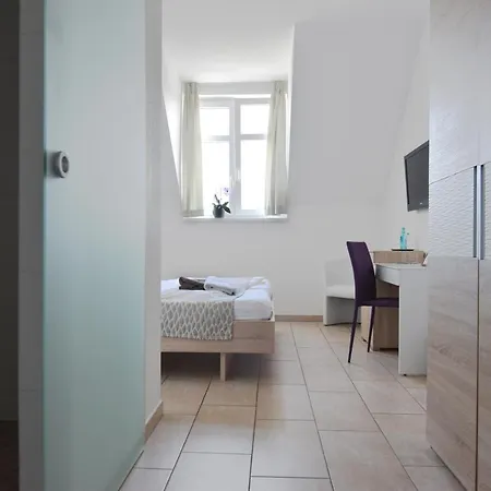 Apartment Pastori - Historische Lichtspielgasthaus Weilmunster