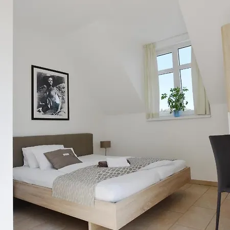 Apartment Pastori - Historische Lichtspielgasthaus *