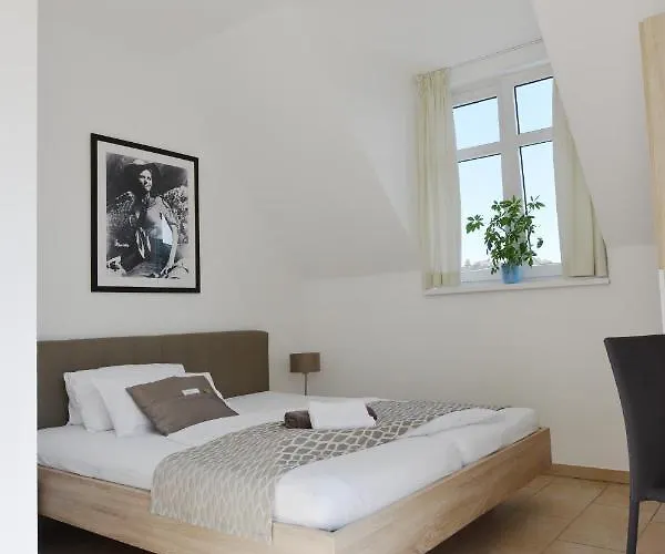 아파트 Pastori - Historische Lichtspielgasthaus *